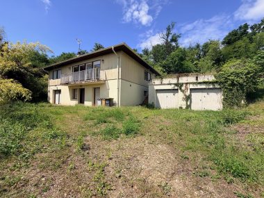 Vente Maison 253 m² à Reyrieux 380 000 € - 1