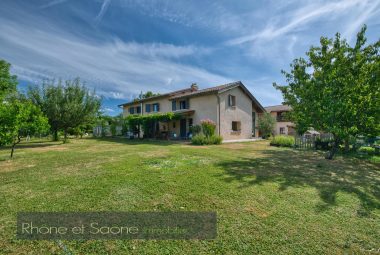Vente Maison 235 m² à Savigneux 649 000 € - 1
