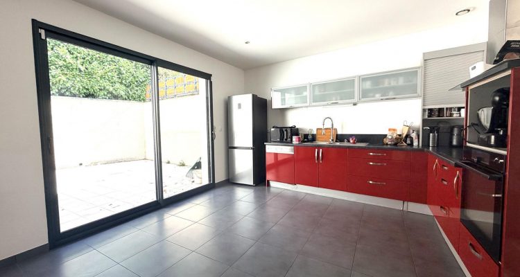 Agréable maison de 116 m²,  fonctionnelle et lumineuse! - Reyrieux (01600) - 5