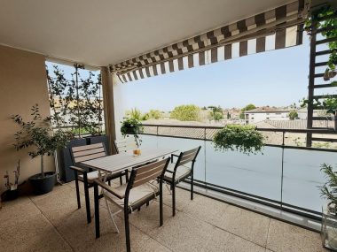 Avec terrasse et garage - 1