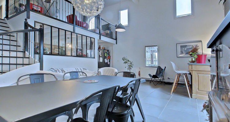 Vente Maison 151 m² à Genay 598 000 € - Genay (69730) - 1