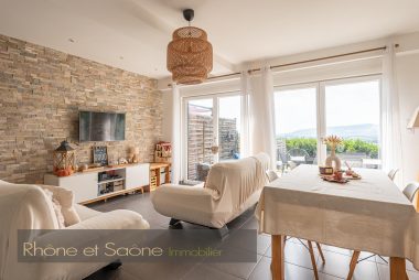 Vente Maison 104 m² à Reyrieux 369 000 € - 1