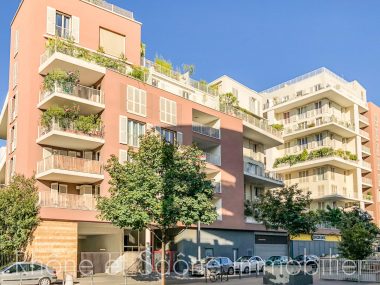 Bien Vendu Studio 30 m² à Lyon-8eme-Arrondissement 130 000 € - 1