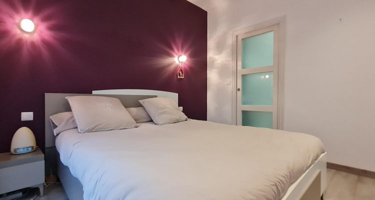 Maison contemporaine - Toussieux (01600) - 9