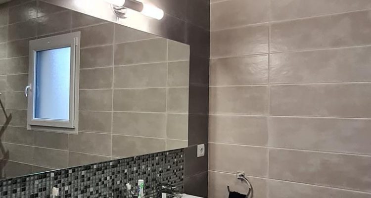 Maison contemporaine - Toussieux (01600) - 12