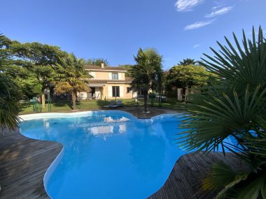 Bien Vendu Maison 165 m² à Ars-sur-Formans 570 000 € - 1