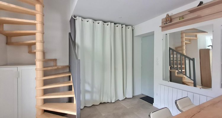 Duplex rénové avec jardin - Reyrieux (01600) - 4